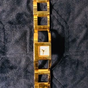 Gold Plated D&G (Dolce Gabbana) SQUARE Face Watch